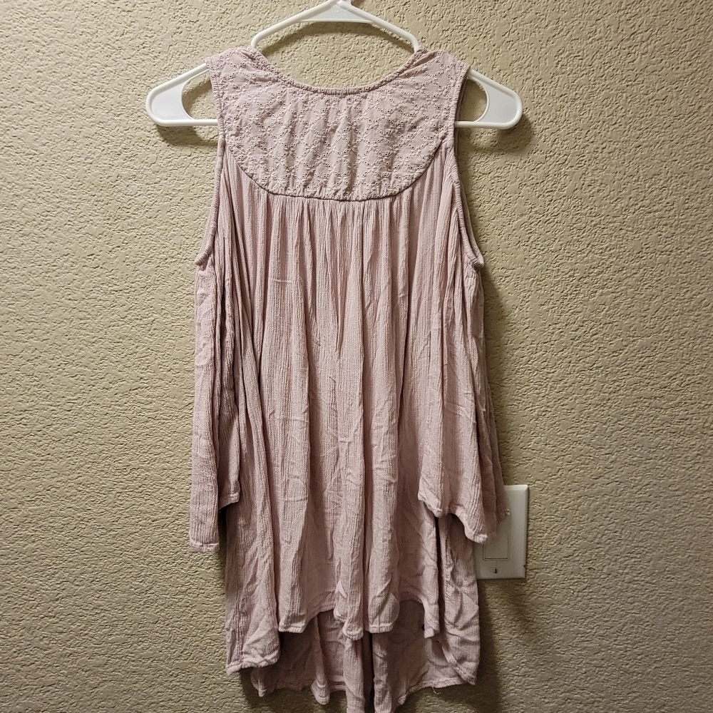 Knox Rose long sleeve cold shoulder, eyelet neckline